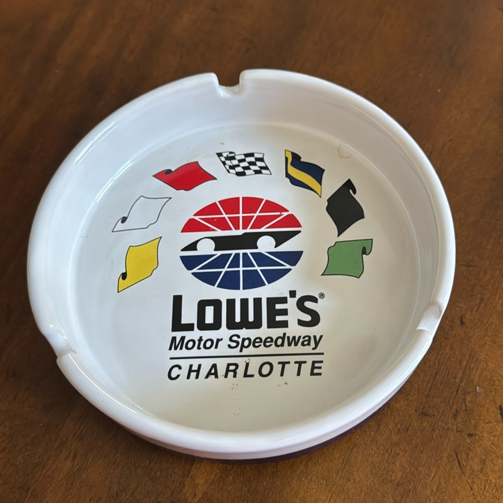2/$5 Lowe's Motor Speedway Charlotte, NC Ceramic Glass Ashtray